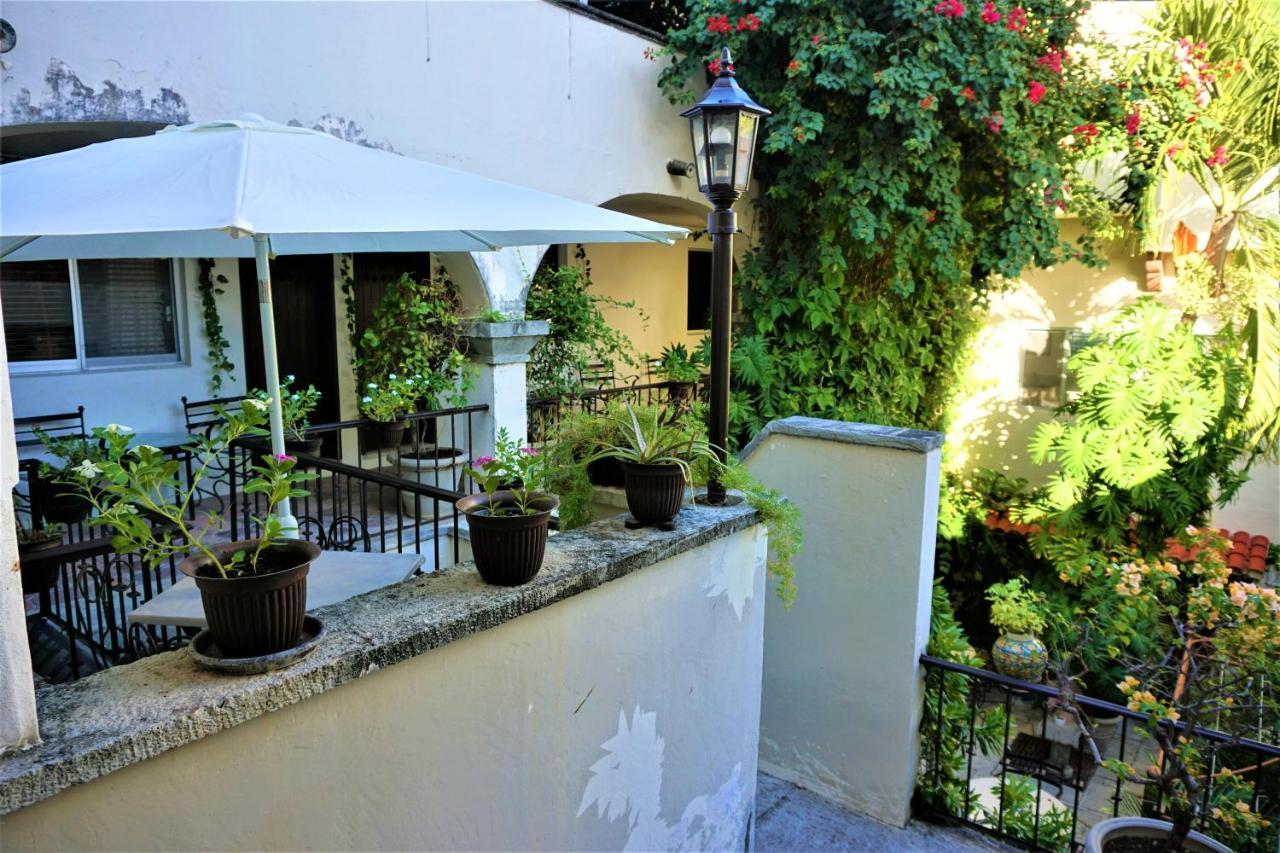 Hotel Boutique Suites Puerto Канкун Экстерьер фото
